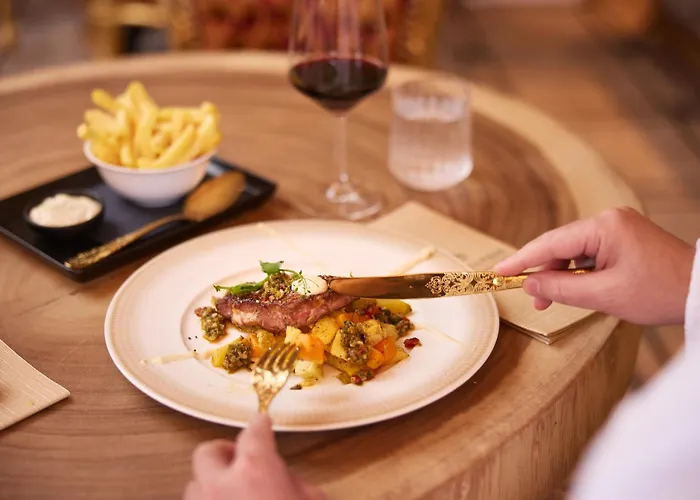 Wellnessresort & De Valkenberg Hotel Rheden